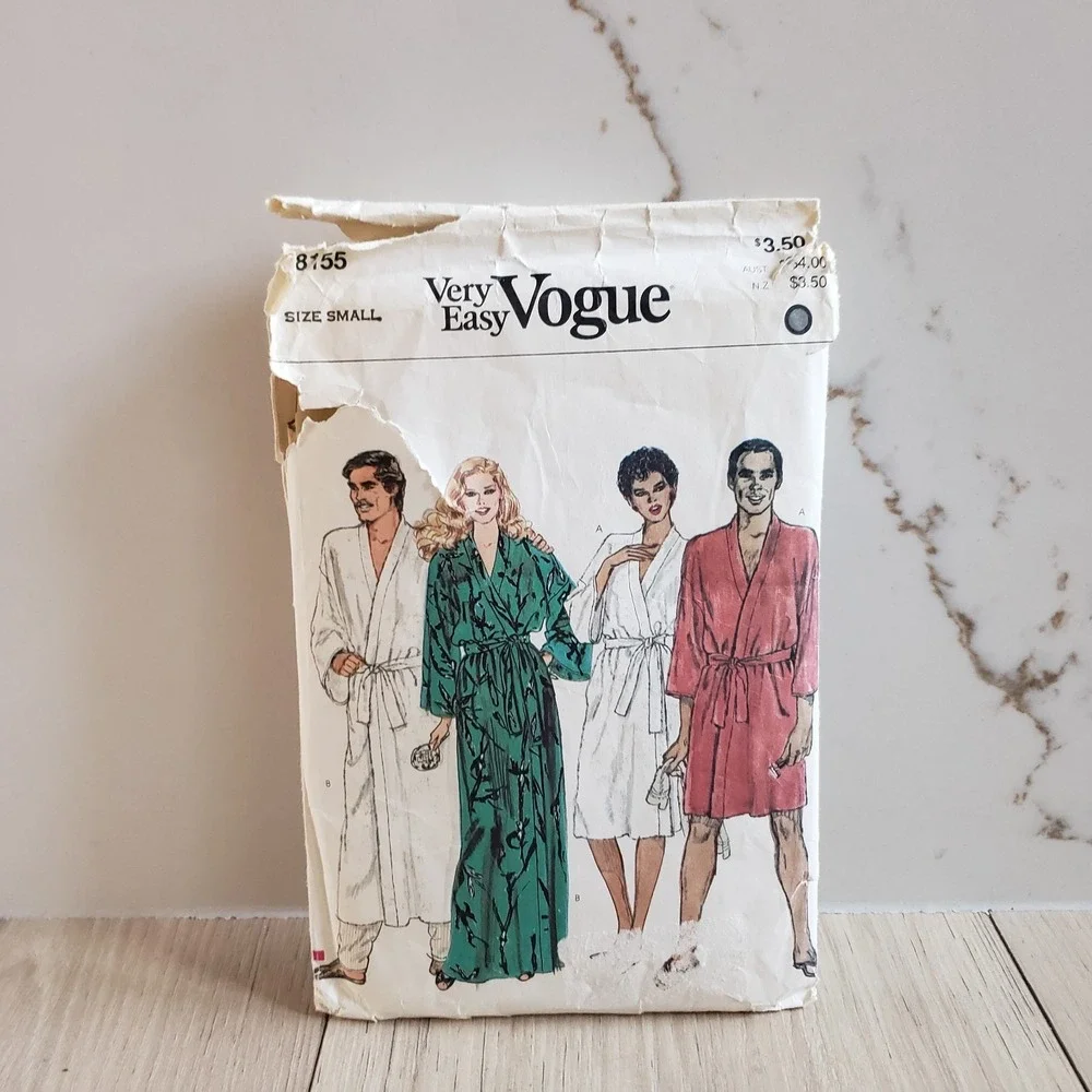 Vogue 8155 Vintage Sewing Pattern Sz Small Front Wrap Robe Misses Mens OOP
